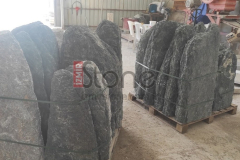 mezartasi-monoliths-pebbles-headstone-tombstone-turkish-marble-spaltfelsen-greenangel-lieferant-einfassung-gartensteine-grabsteine-lieferant-tuerkei-izmirstone